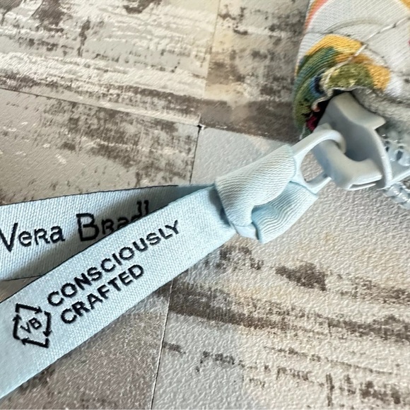 Vera Bradley RFID Deluxe Travel Wallet Sea Air Floral New with tags‎ Blue Floral - Picture 10 of 10